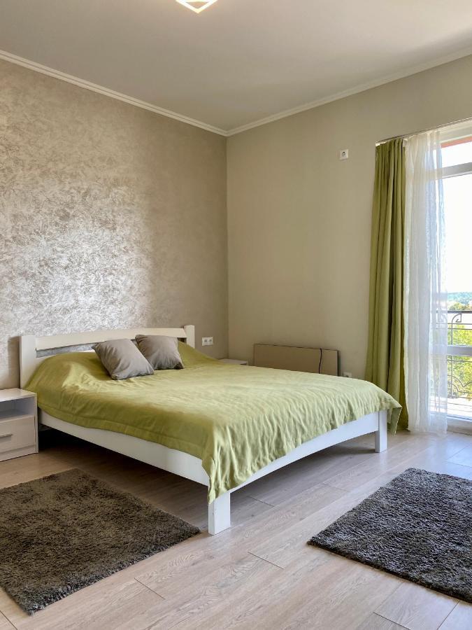 Oasis Apartment